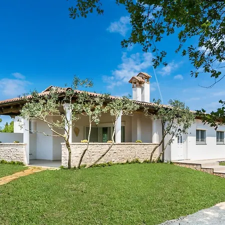 Niko Holiday home Medulin